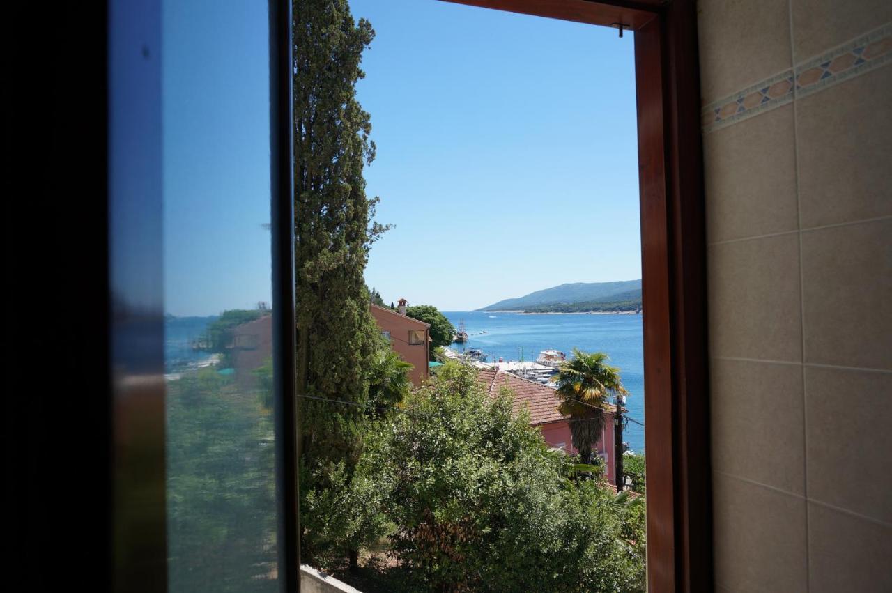 Studio Apartment Michelle - Intermezzo With Sea View Rabac Exterior photo